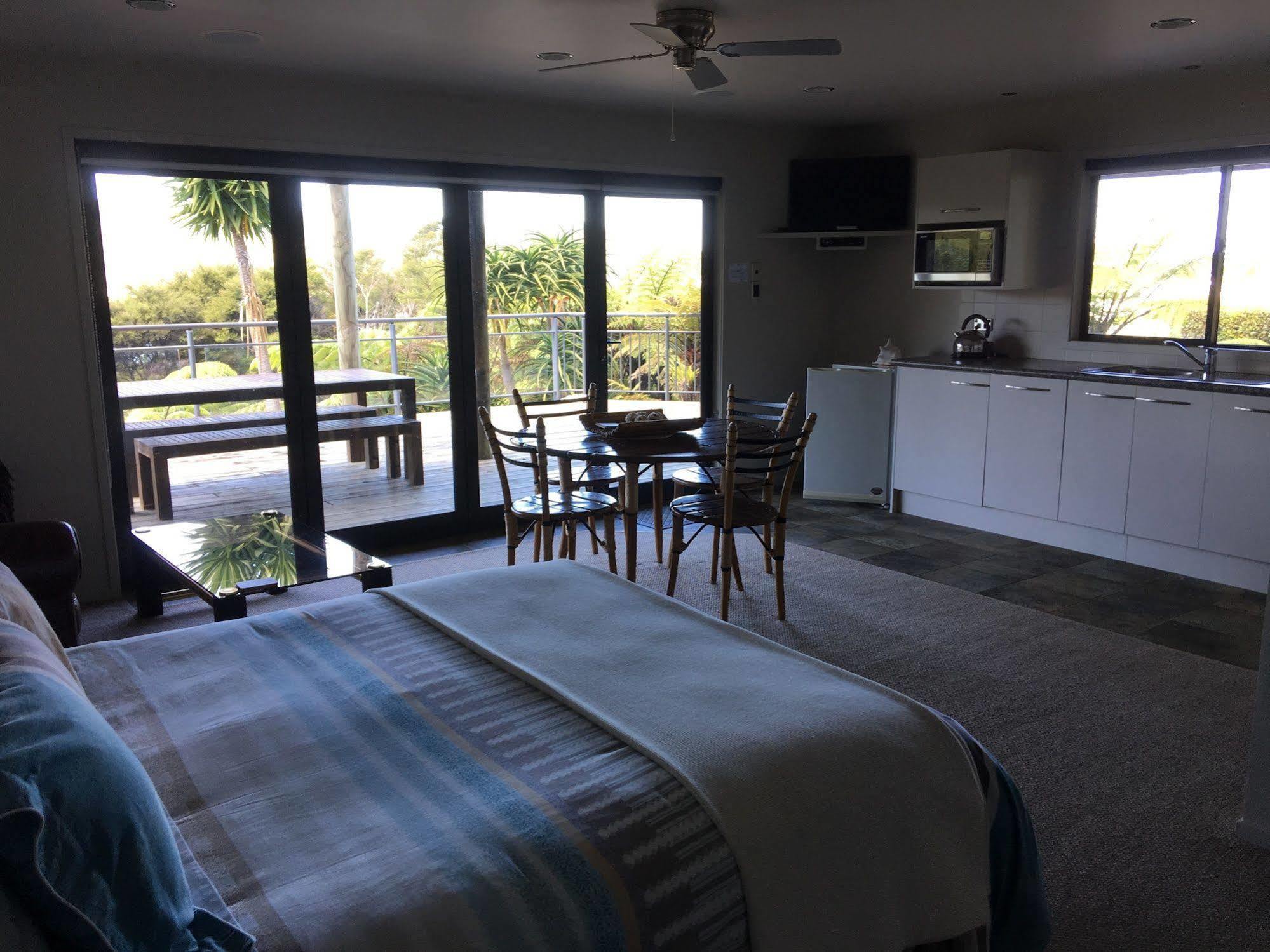 Whangamata Vistas B&B Bagian luar foto