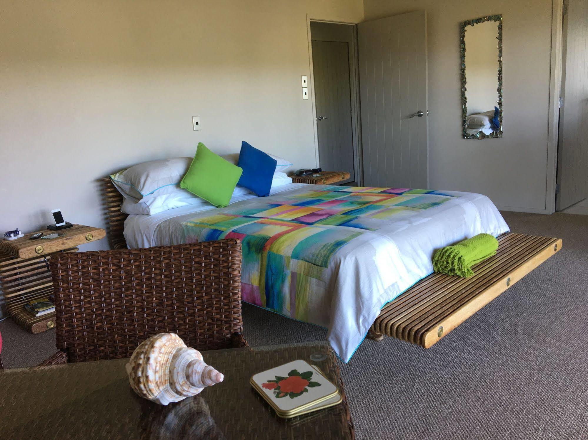 Whangamata Vistas B&B Bagian luar foto