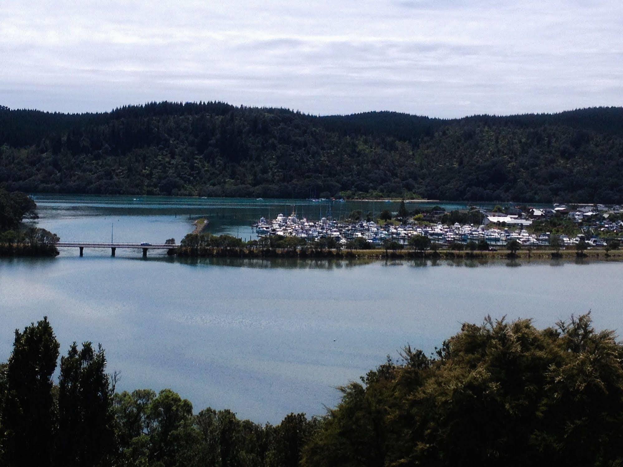Whangamata Vistas B&B Bagian luar foto