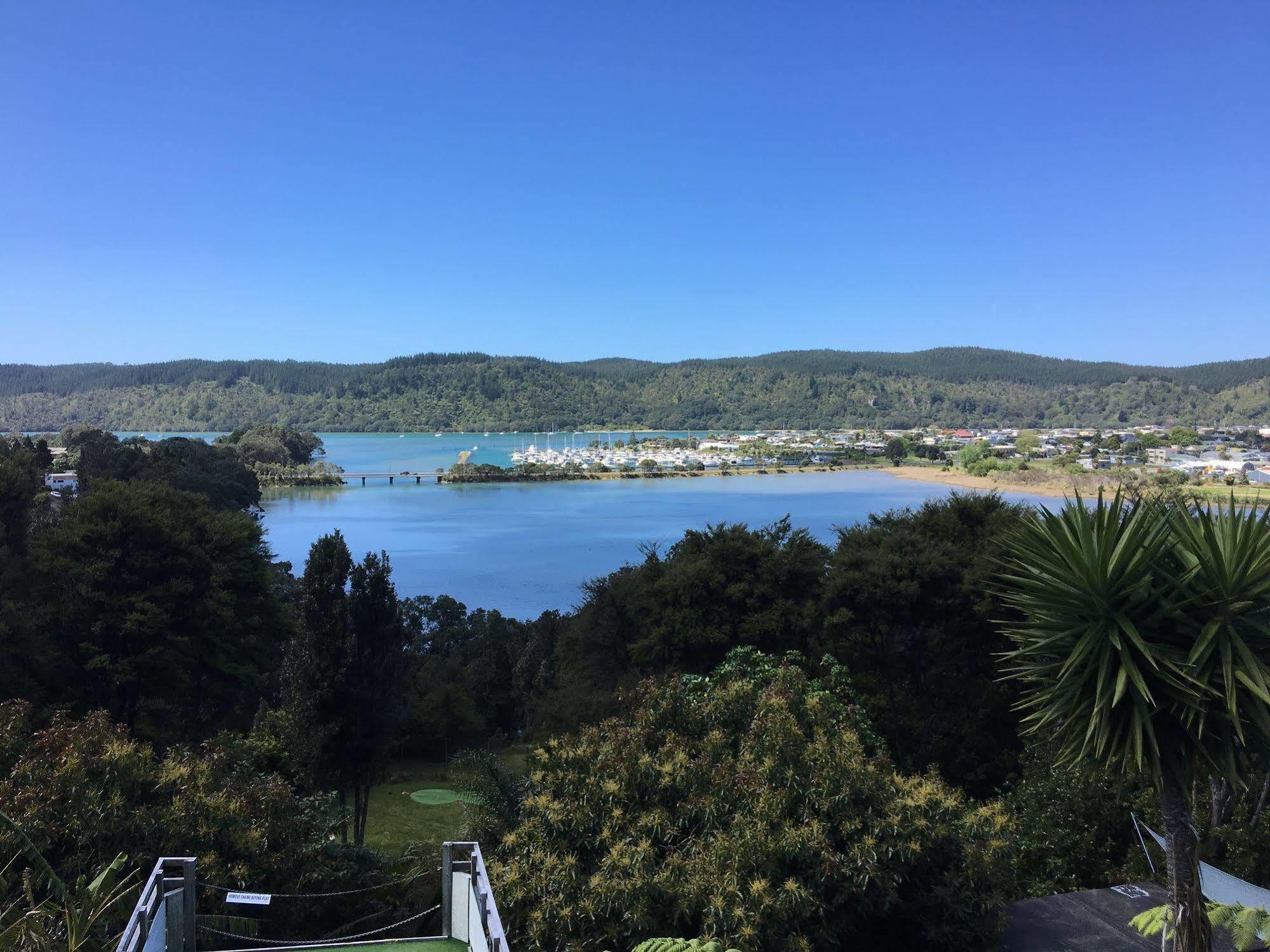 Whangamata Vistas B&B Bagian luar foto