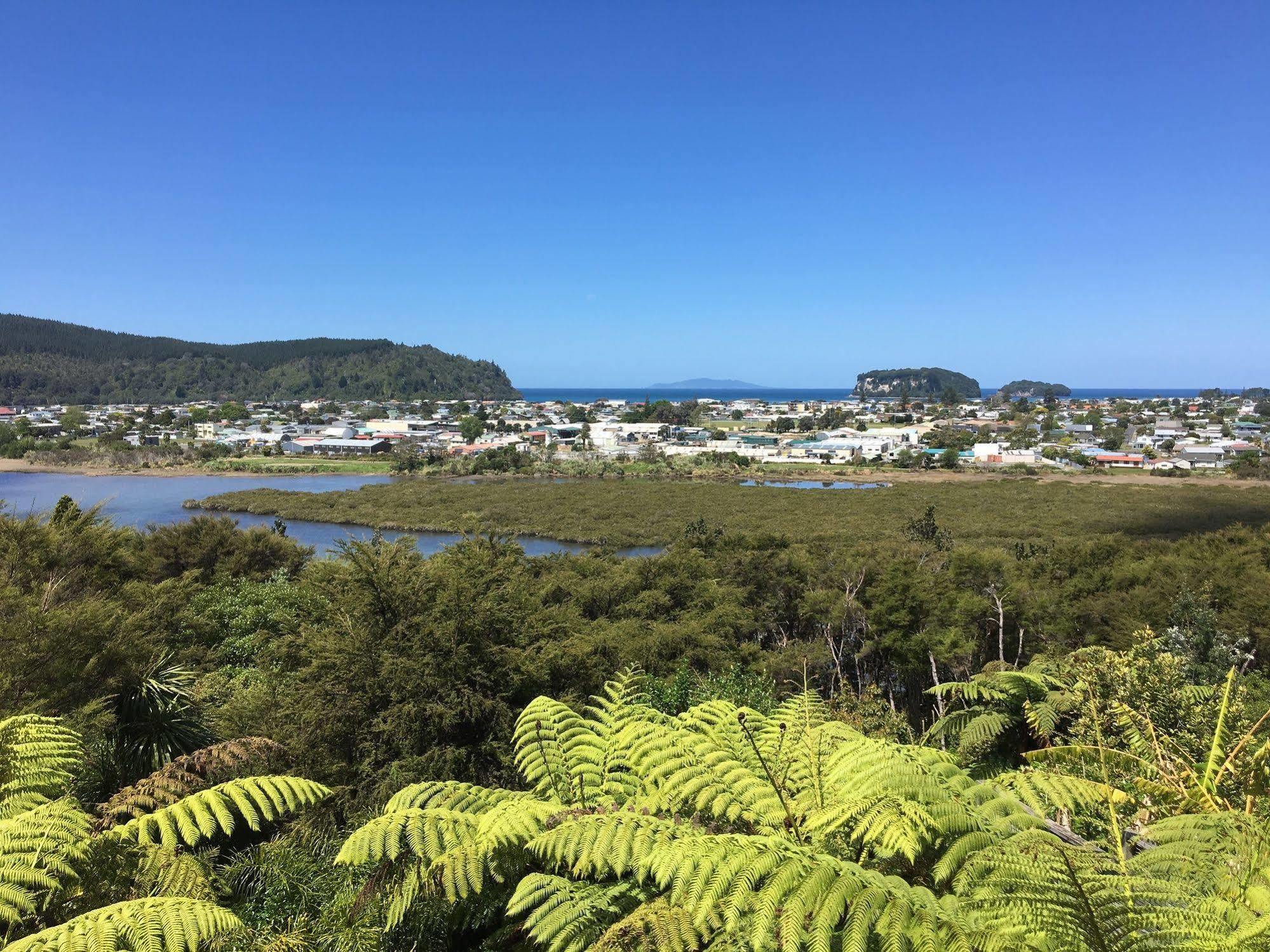 Whangamata Vistas B&B Bagian luar foto